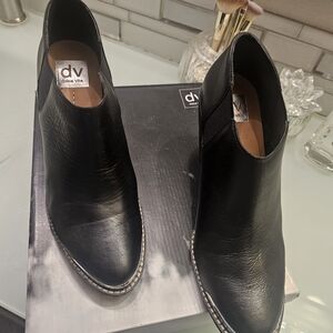 DV by Dolce Vita Carlin Black Ankle Boots